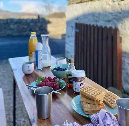 The Historic Wee House * Carrigart